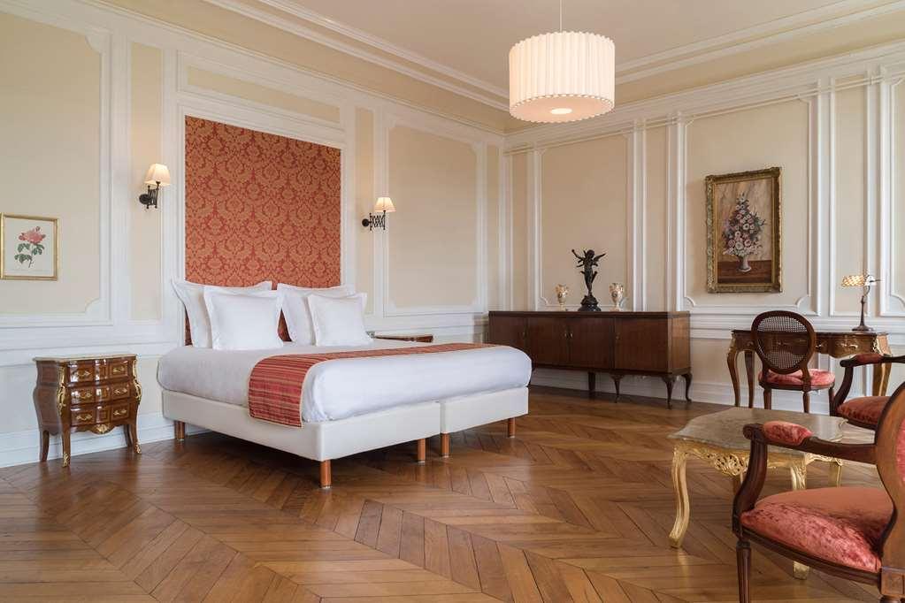 Chateau Saint-Michel - Cercle Des Grands Crus Rully  Номер фото